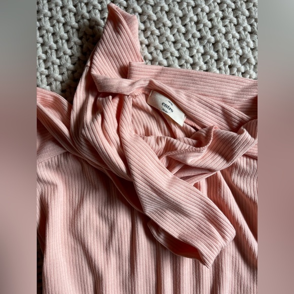 Pink Ribbed Bodysuit - Picture 3 of 3